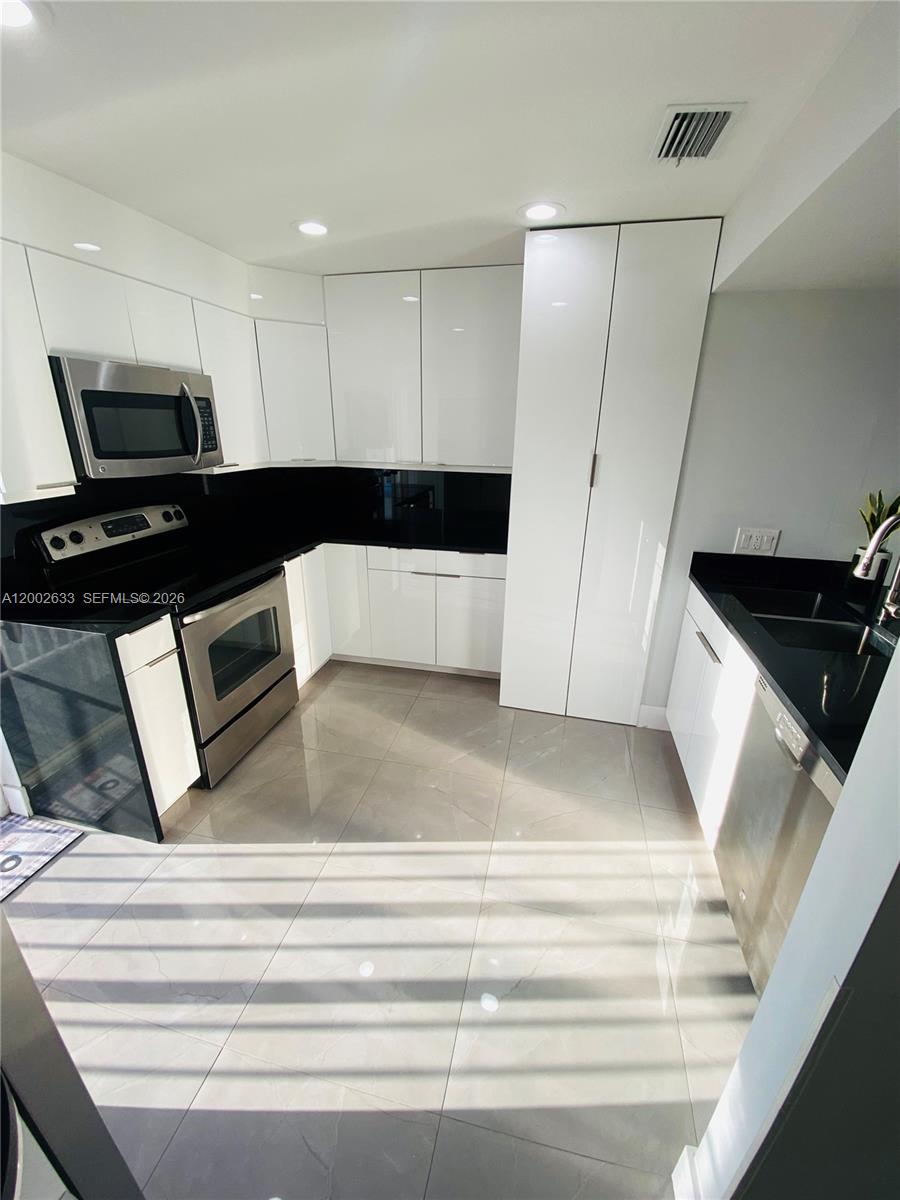 199 SW 12th Ave #501-C, Miami FL 33130