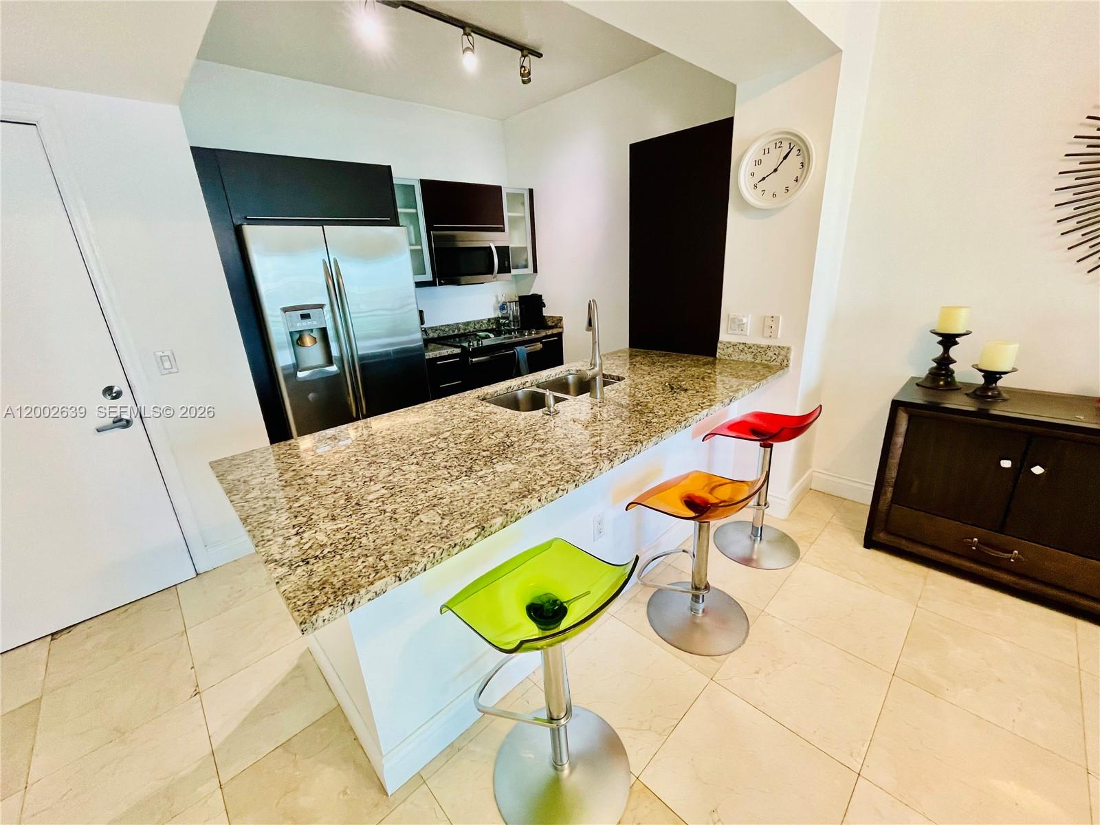 950 Brickell Bay Dr #3703, Miami FL 33131