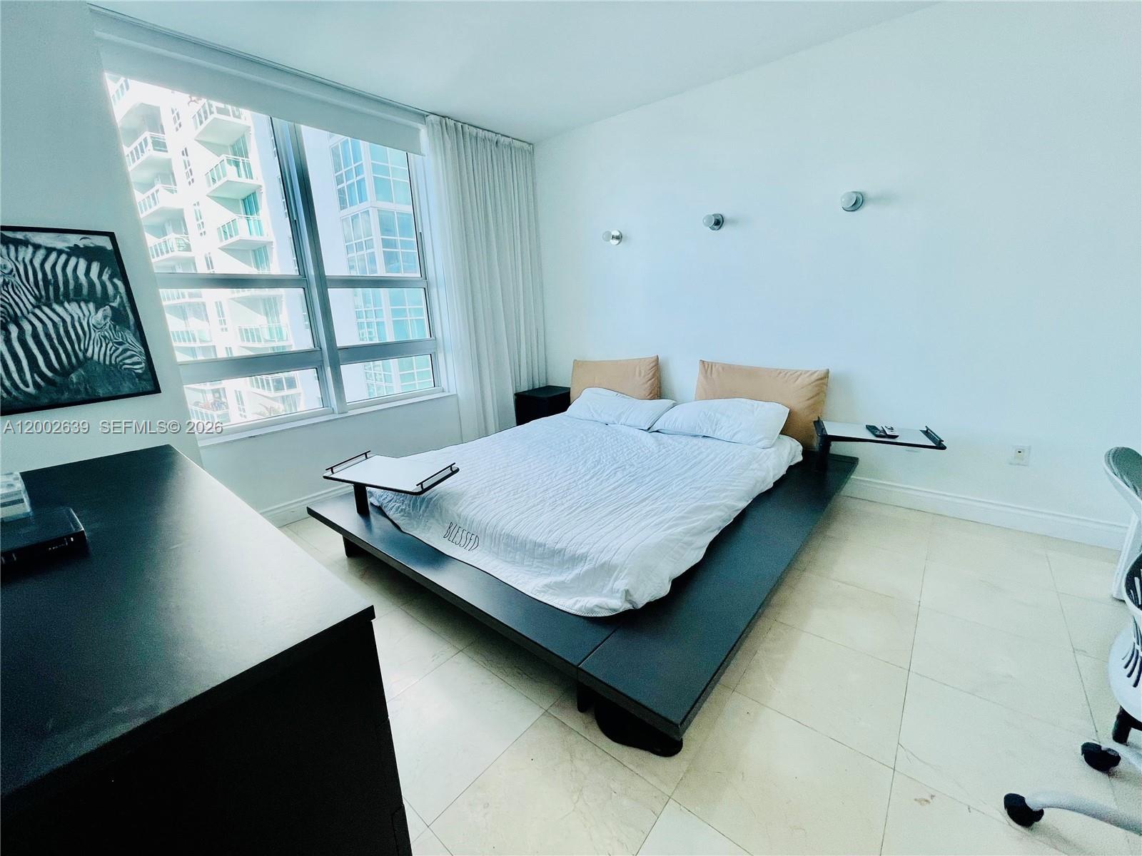 950 Brickell Bay Dr #3703, Miami FL 33131