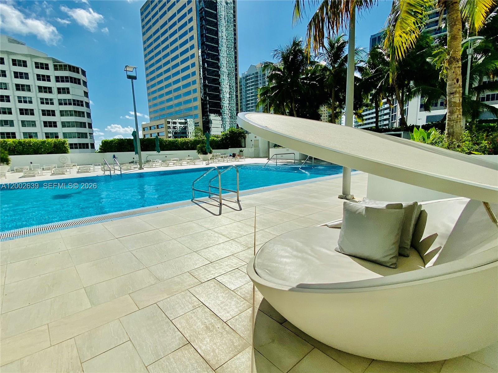 950 Brickell Bay Dr #3703, Miami FL 33131