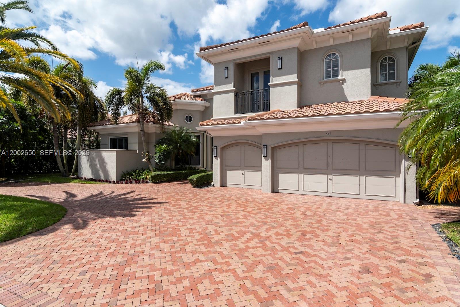651 Sweet Bay Ave, Plantation FL 33324