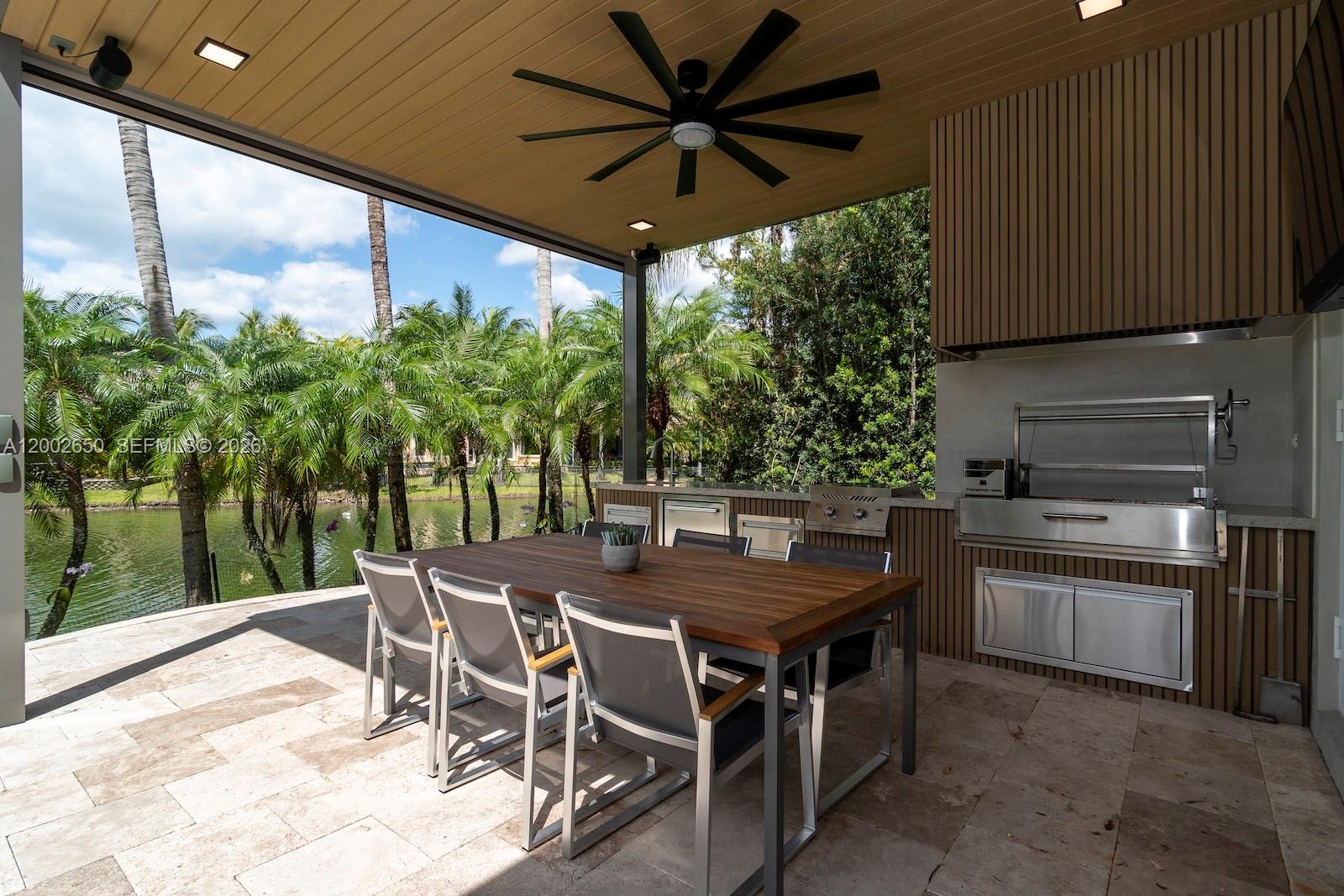 651 Sweet Bay Ave, Plantation FL 33324