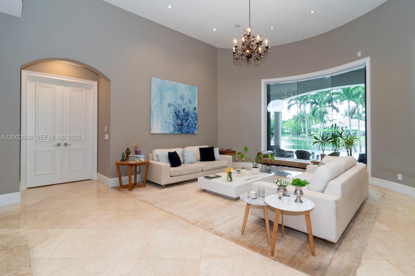 651 Sweet Bay Ave, Plantation FL 33324