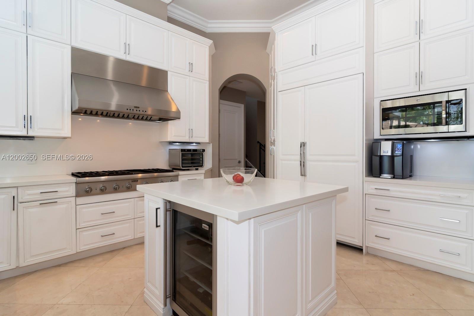 651 Sweet Bay Ave, Plantation FL 33324
