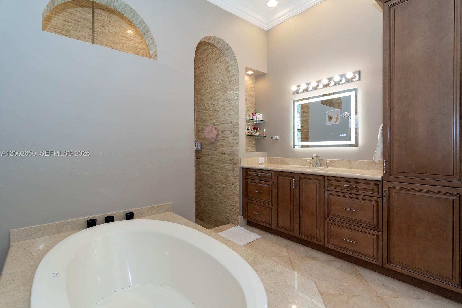 651 Sweet Bay Ave, Plantation FL 33324