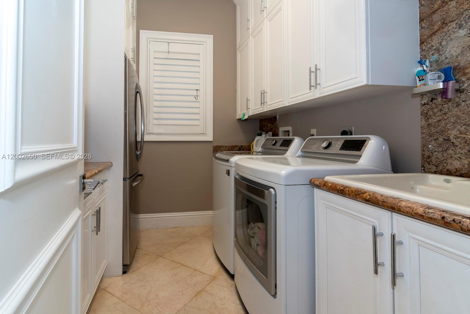 651 Sweet Bay Ave, Plantation FL 33324