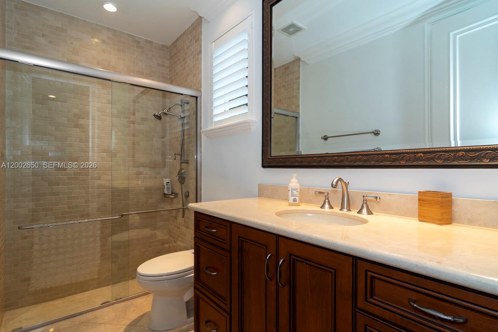 651 Sweet Bay Ave, Plantation FL 33324