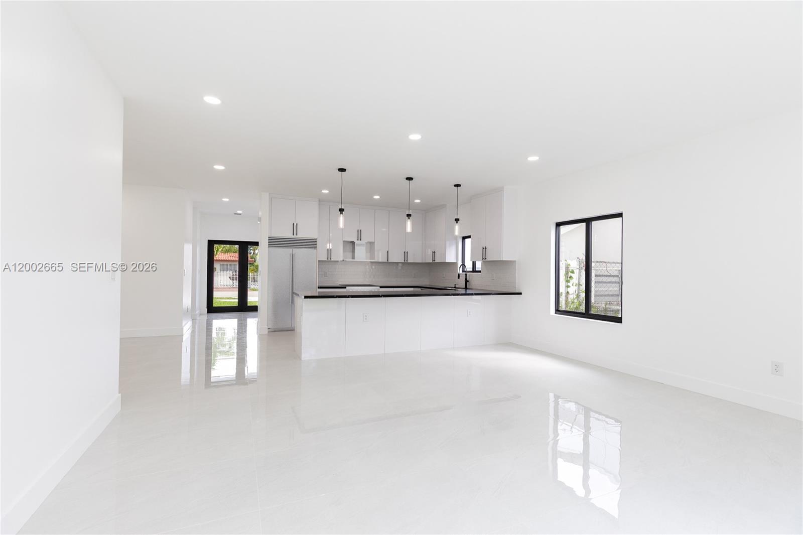5550 SW 4th St, Miami FL 33134