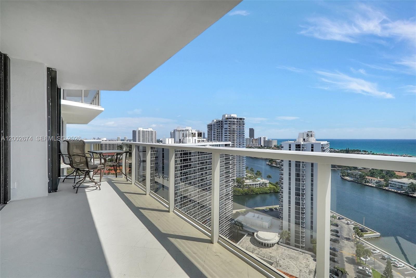 20281 E Country Club Dr #2104, Aventura FL 33180