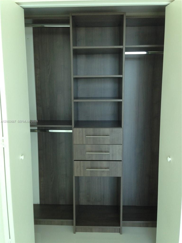 1100 S MIAMI AV #3303, Miami FL 33130