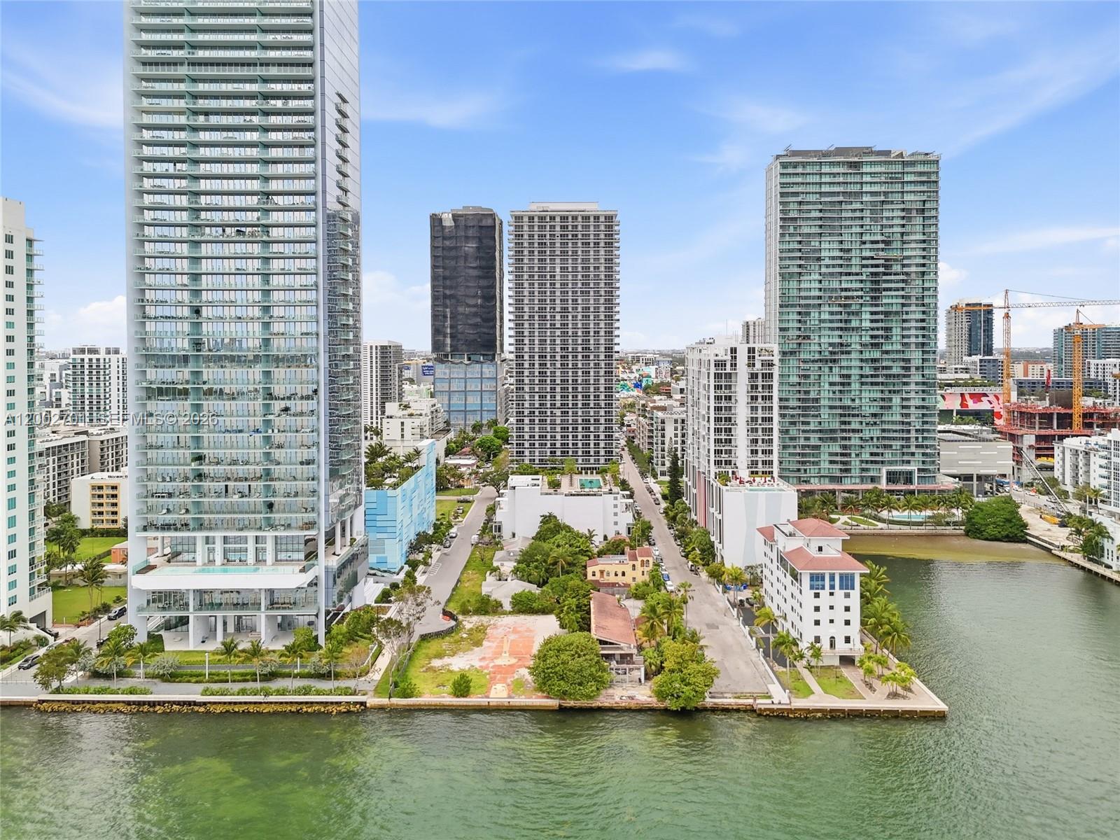 600 NE 27th St #1002, Miami FL 33137
