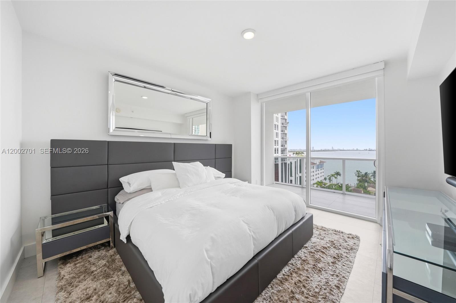 600 NE 27th St #1002, Miami FL 33137