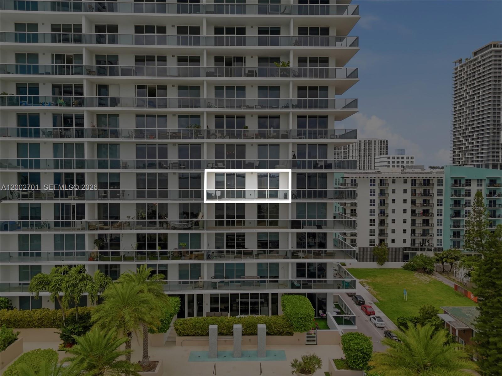 600 NE 27th St #1002, Miami FL 33137