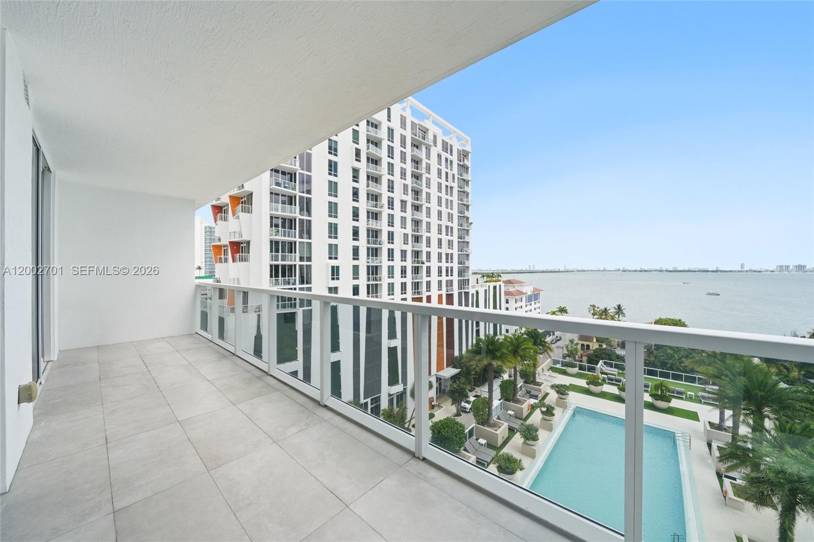 600 NE 27th St #1002, Miami FL 33137
