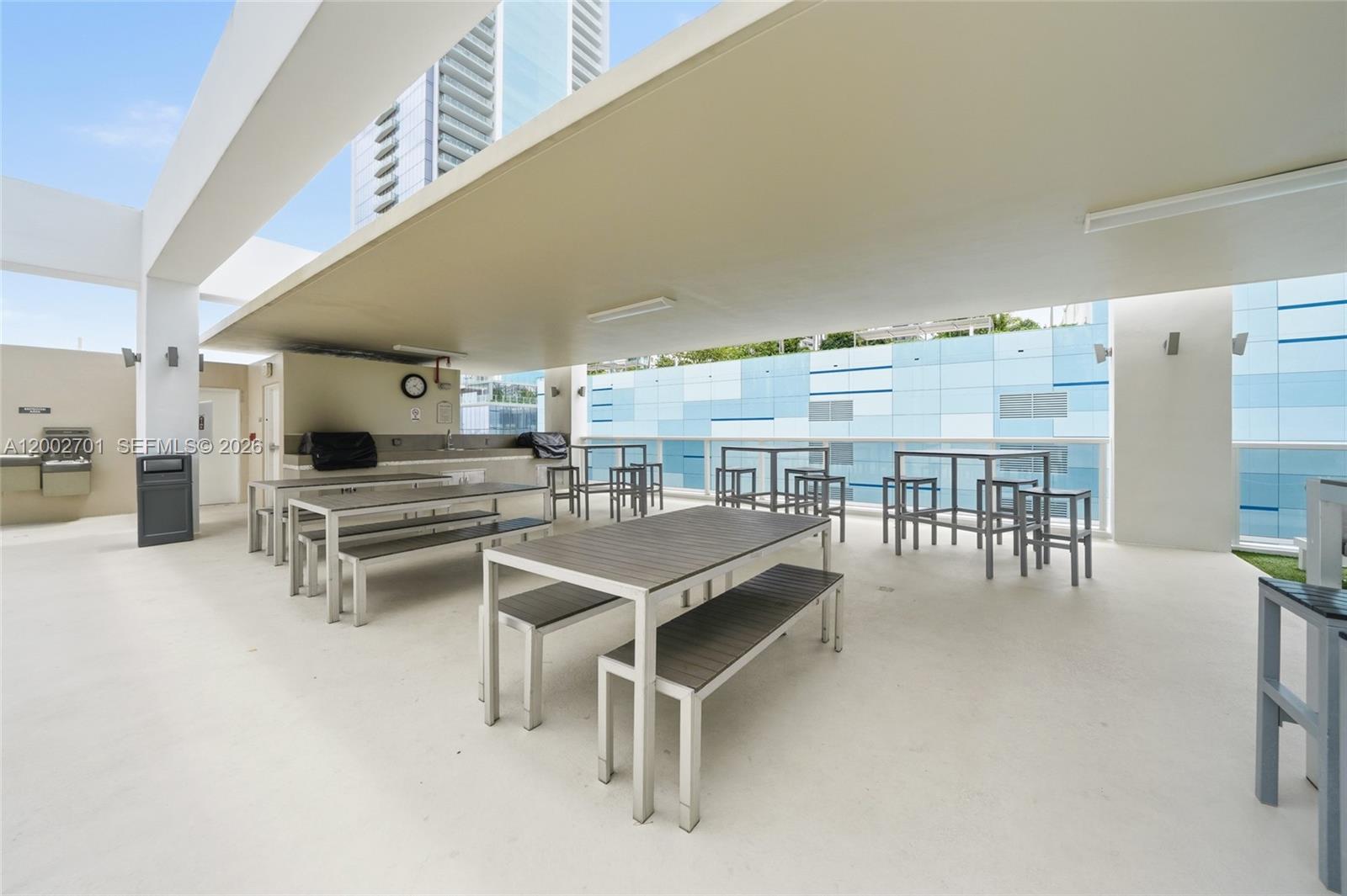 600 NE 27th St #1002, Miami FL 33137