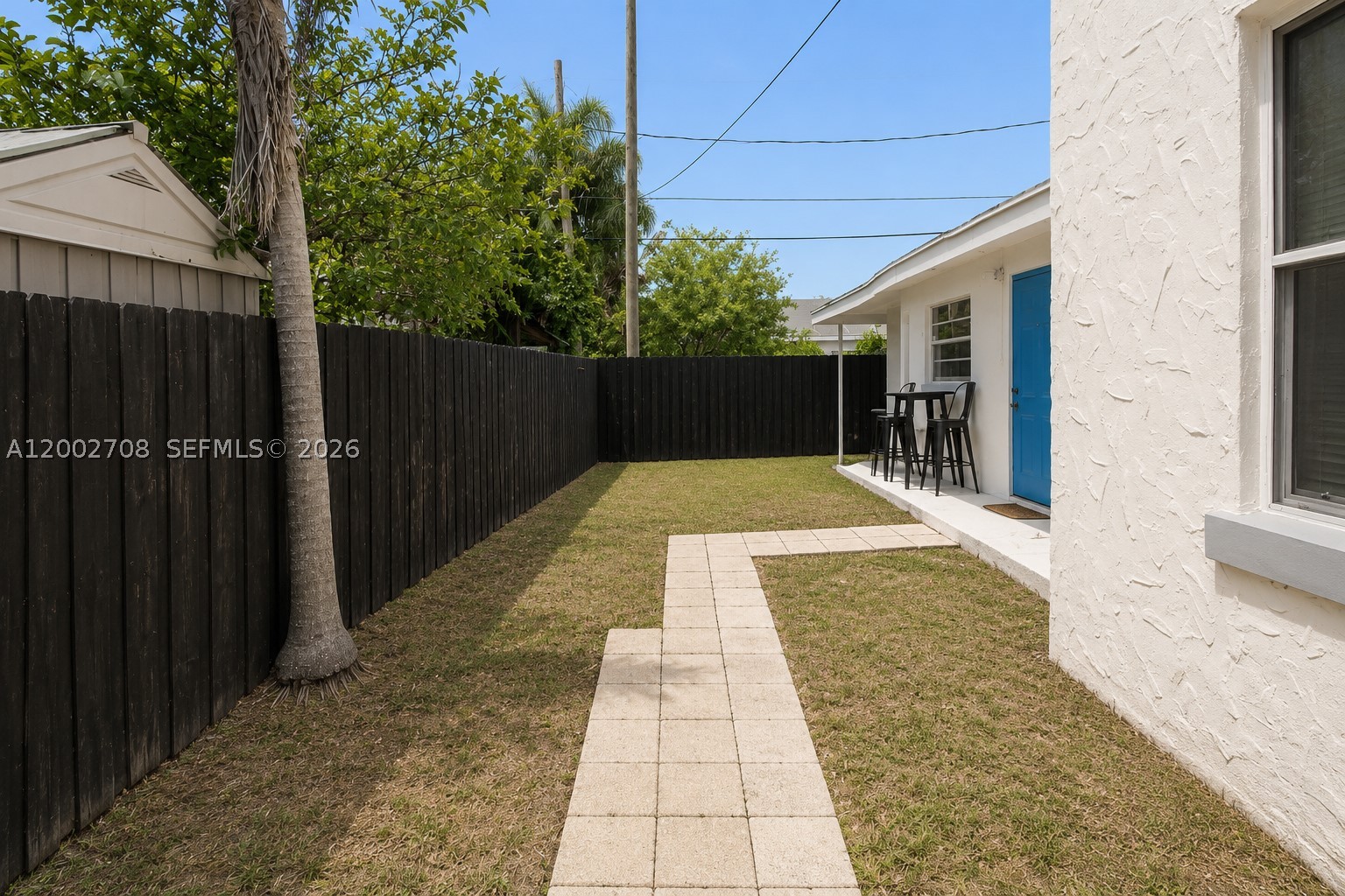 2272 SW 11th terrace, Miami FL 33135