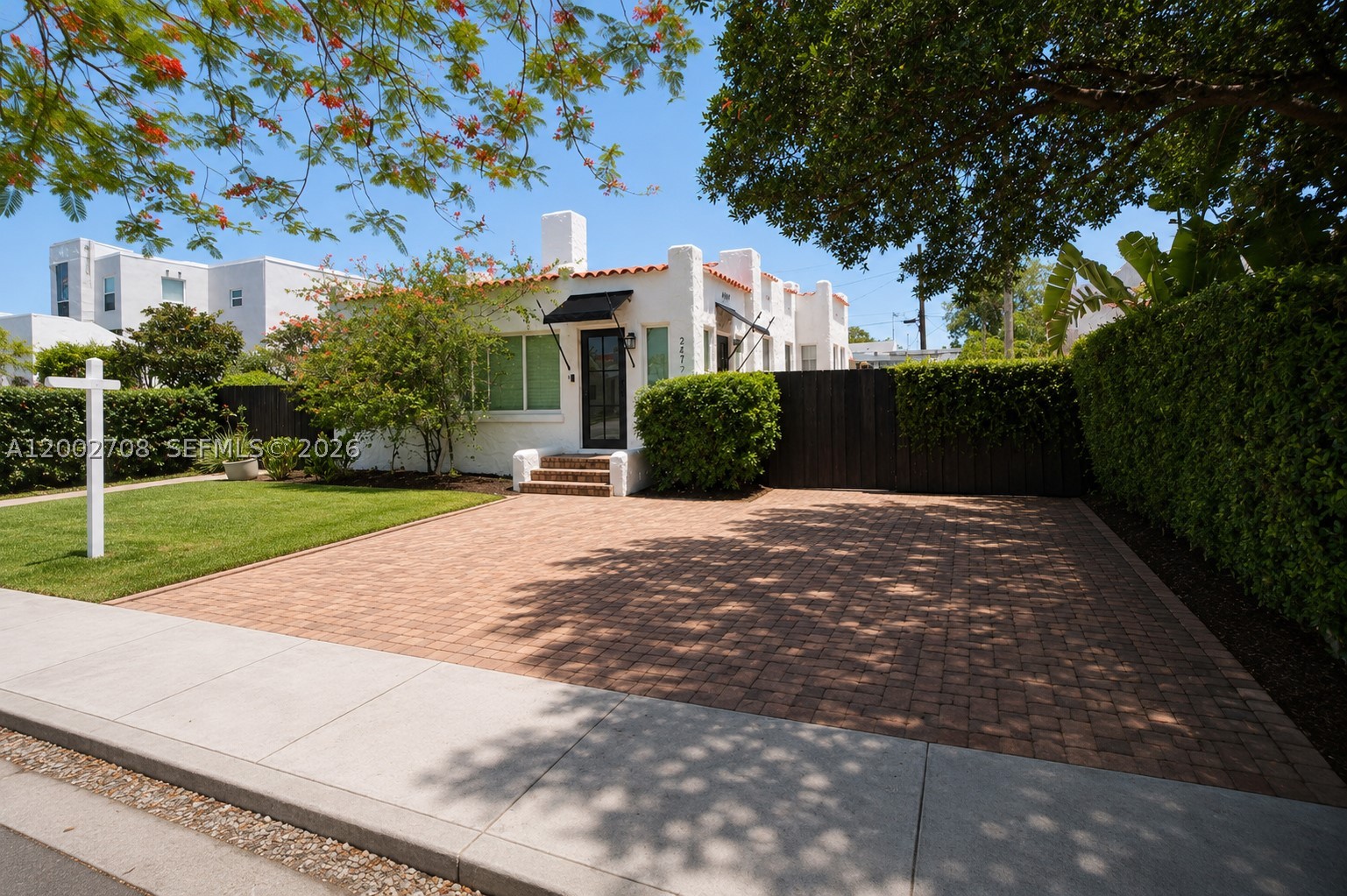 2272 SW 11th terrace, Miami FL 33135