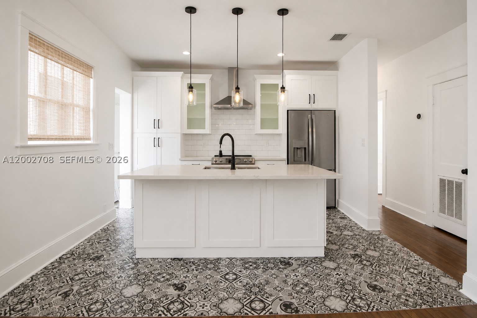 2272 SW 11th terrace, Miami FL 33135