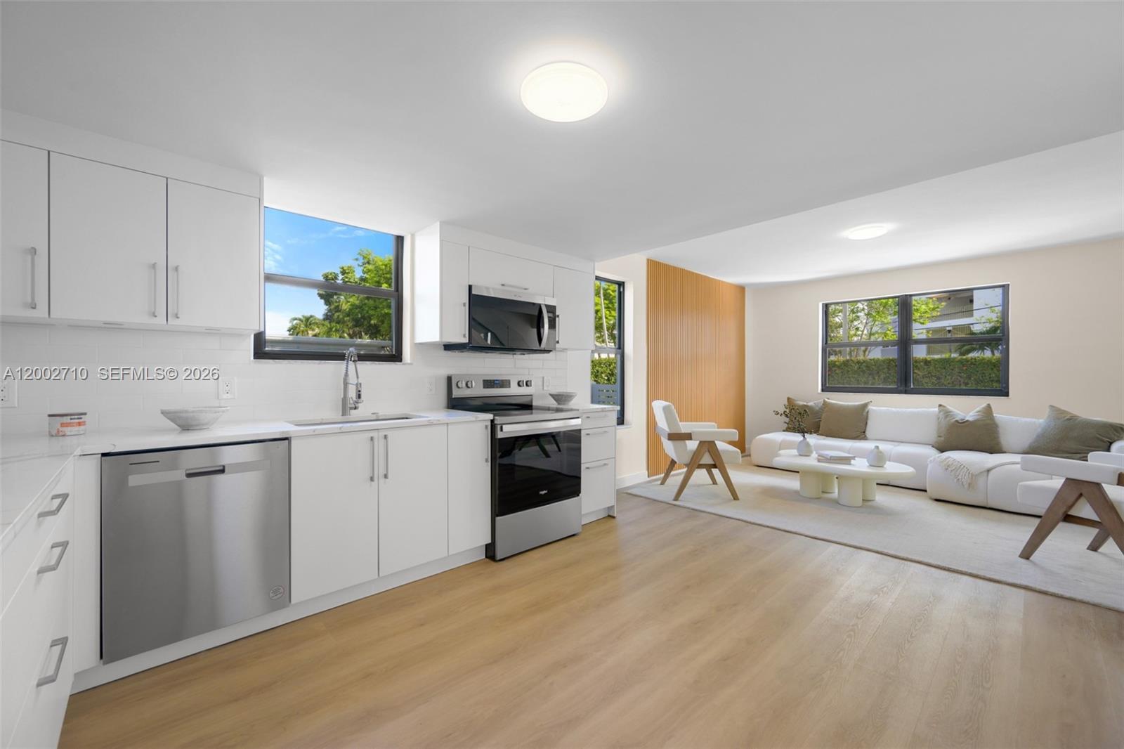 7996 Crespi Blvd, Miami Beach FL 33141