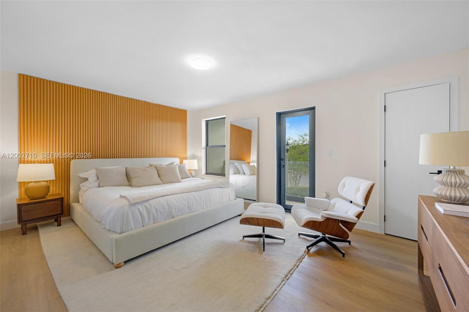 7996 Crespi Blvd, Miami Beach FL 33141