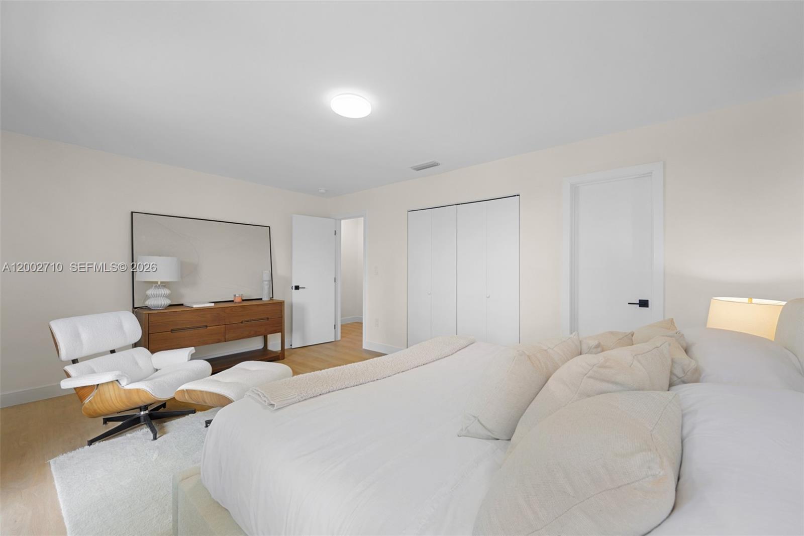 7996 Crespi Blvd, Miami Beach FL 33141