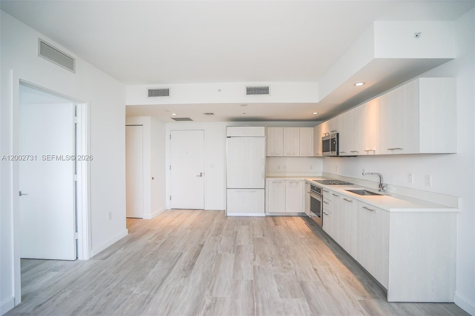 55 SW 9 Street #2907, Miami FL 33130