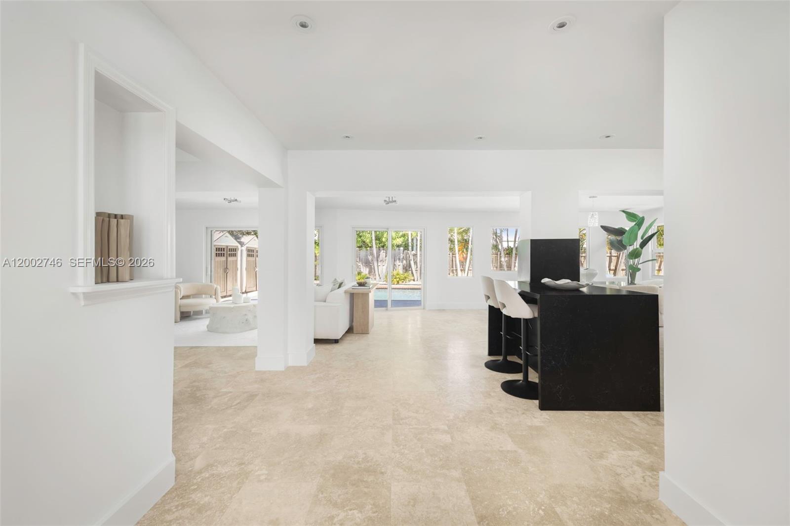 255 Ridgewood Rd, Key Biscayne FL 33149
