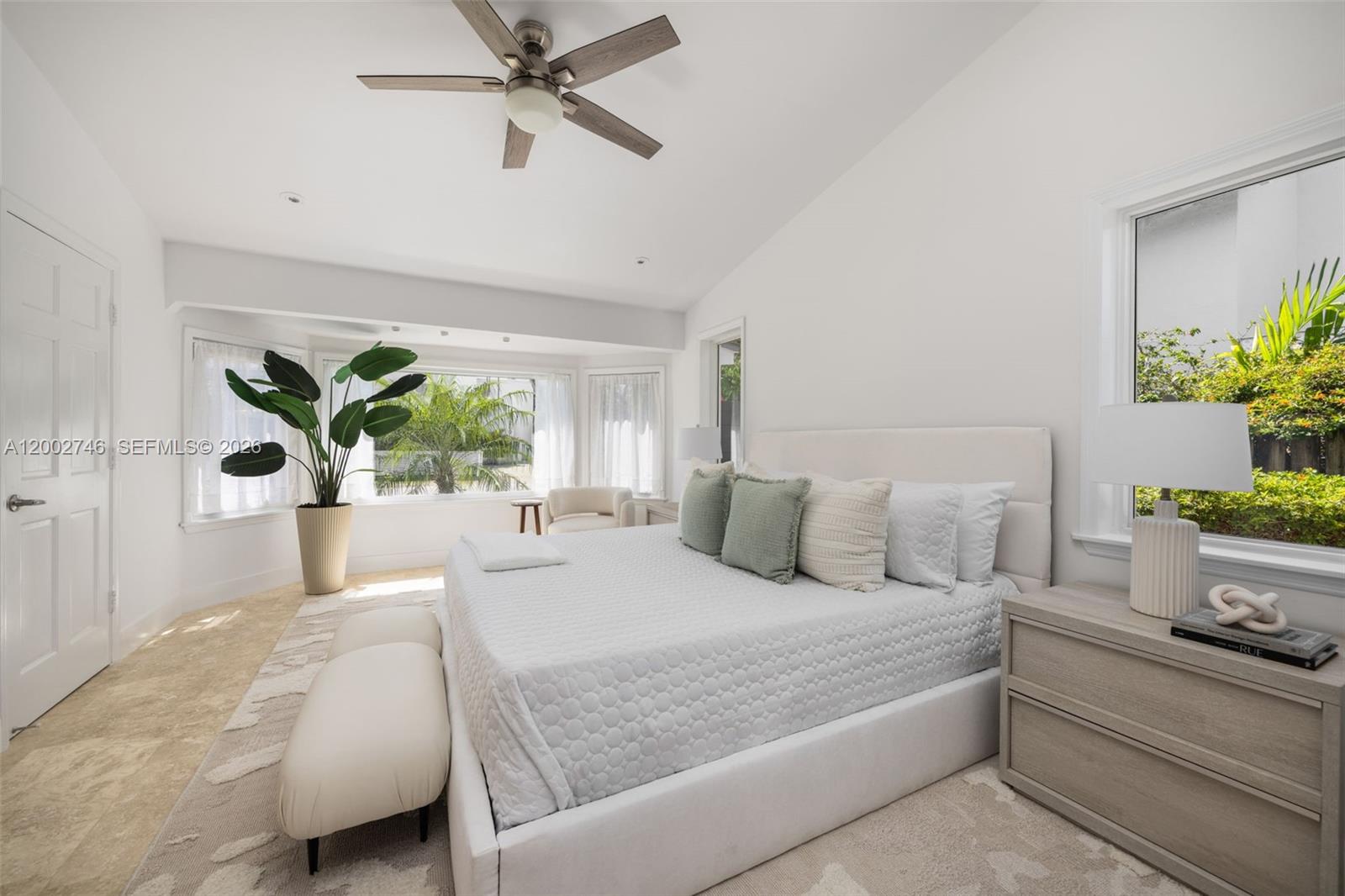 255 Ridgewood Rd, Key Biscayne FL 33149