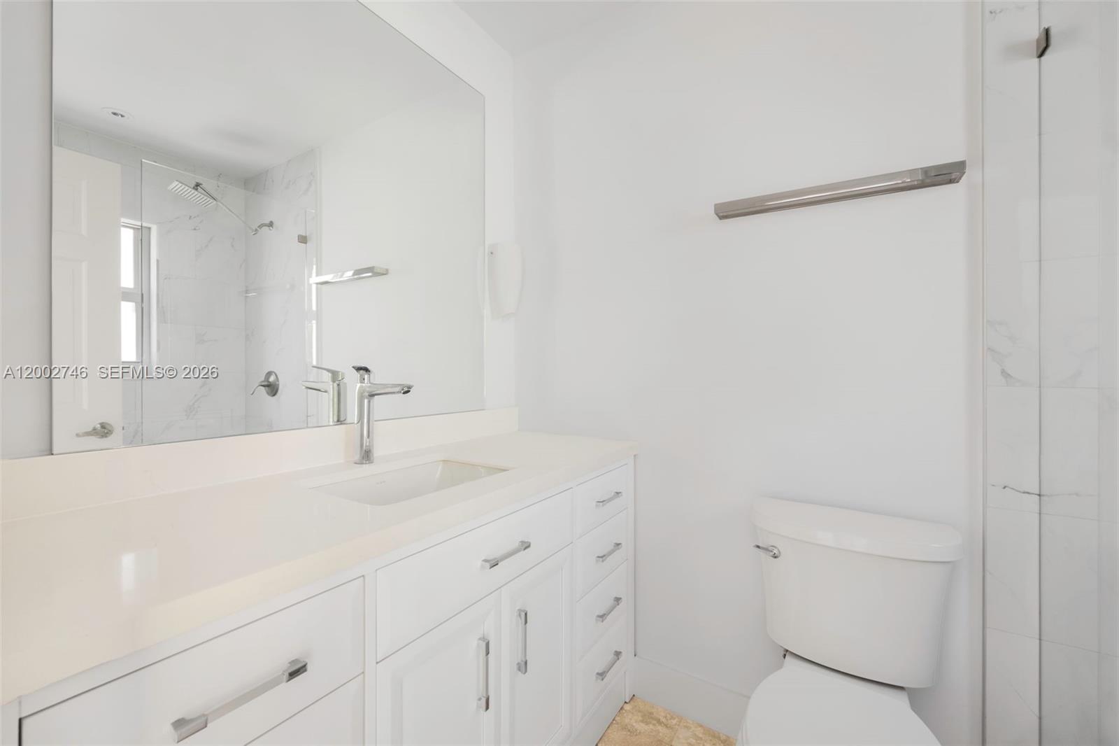 255 Ridgewood Rd, Key Biscayne FL 33149