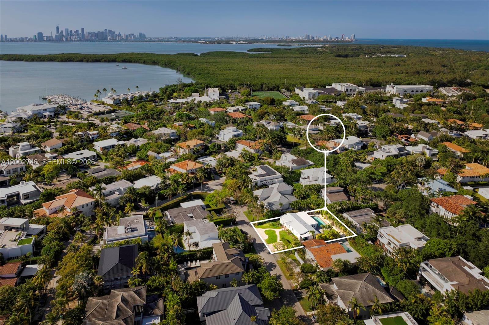 255 Ridgewood Rd, Key Biscayne FL 33149