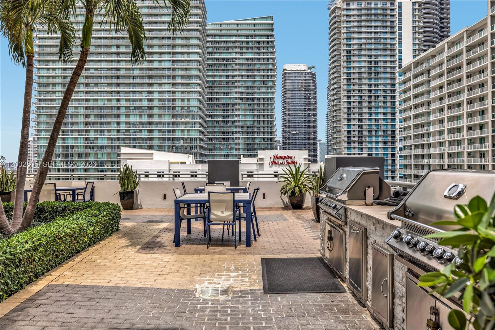 60 SW 13t St #1124, Miami FL 33130