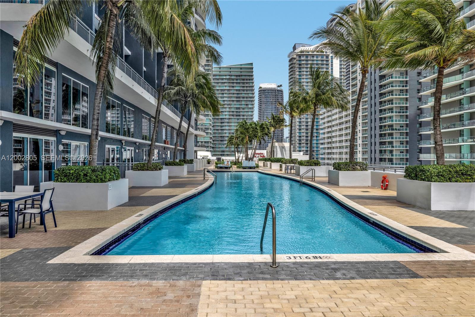 60 SW 13t St #1124, Miami FL 33130