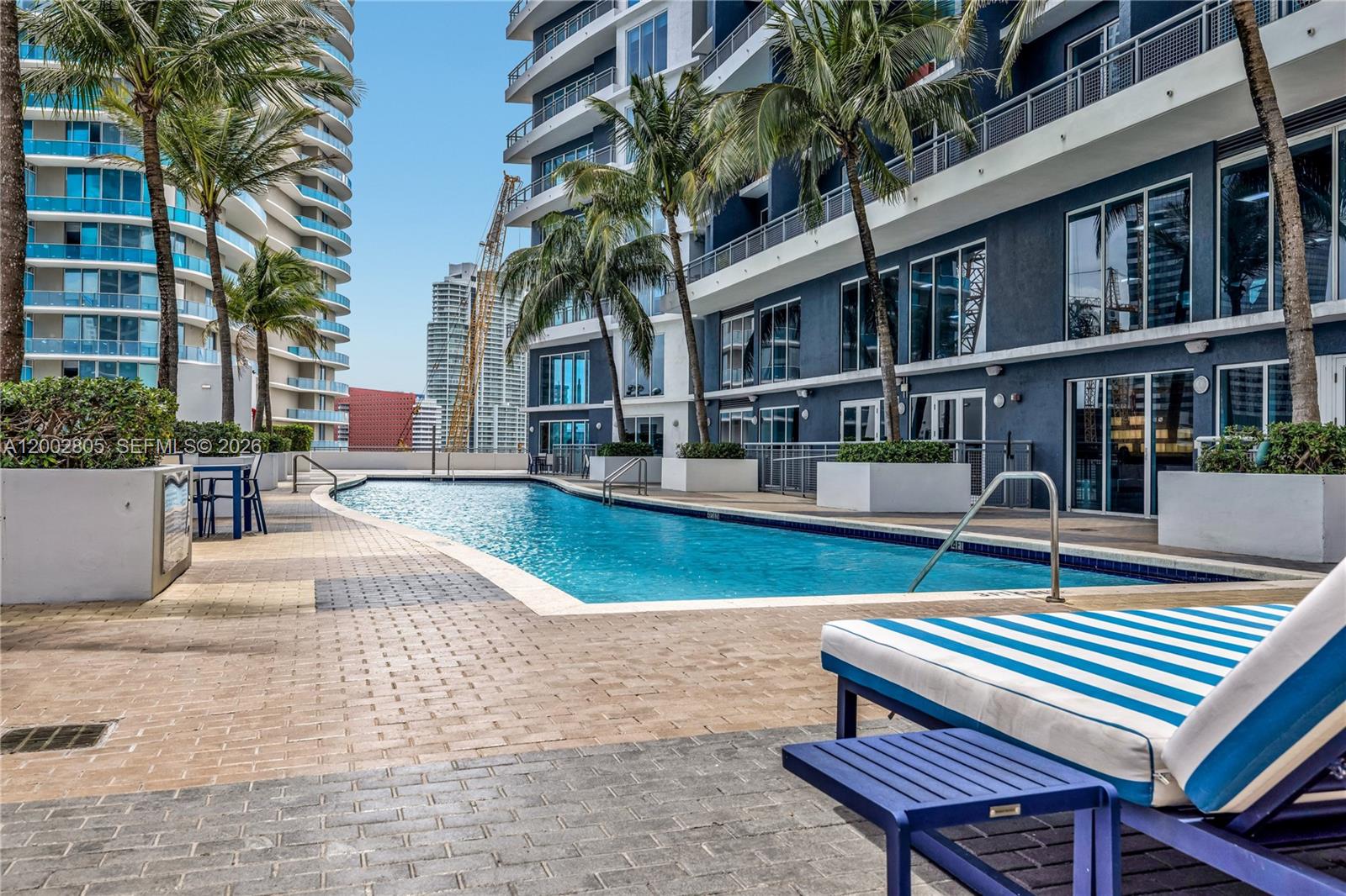 60 SW 13t St #1124, Miami FL 33130