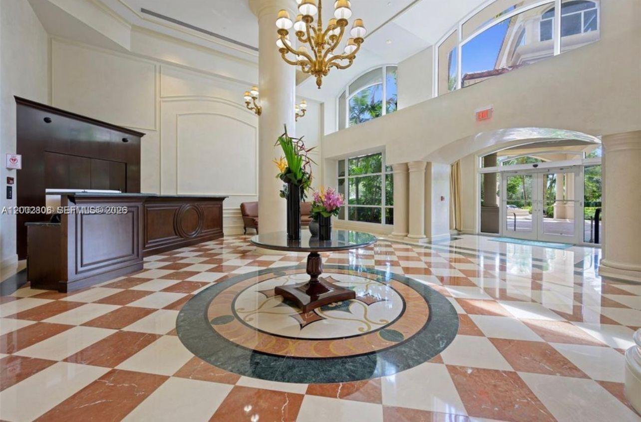 20000 E Country Club Dr #906, Aventura FL 33180