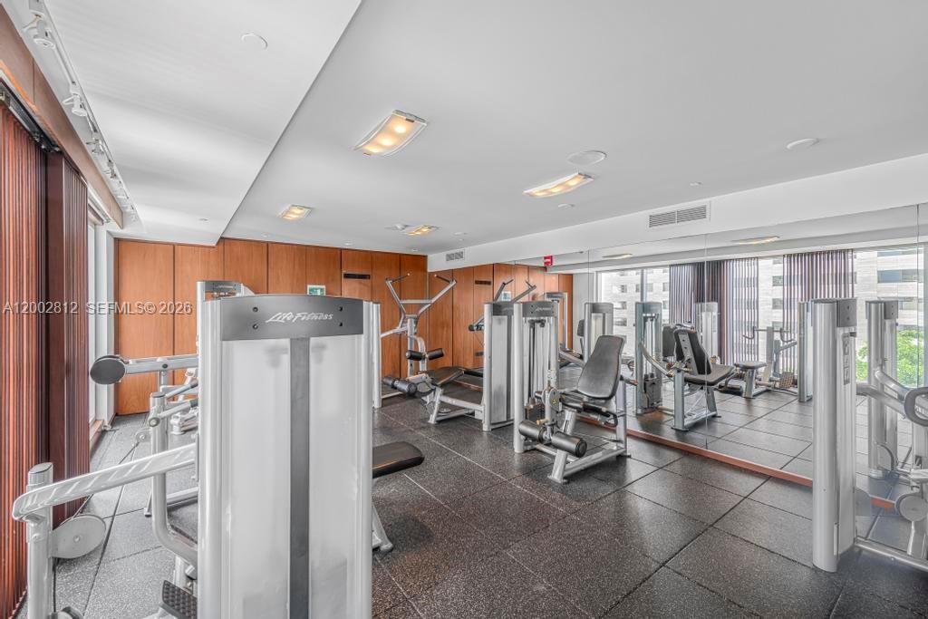 335 S Biscayne Blvd #LPH-02, Miami FL 33131
