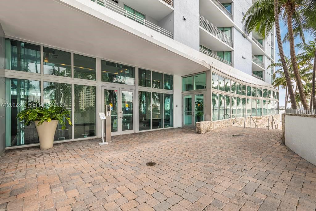 335 S Biscayne Blvd #LPH-02, Miami FL 33131