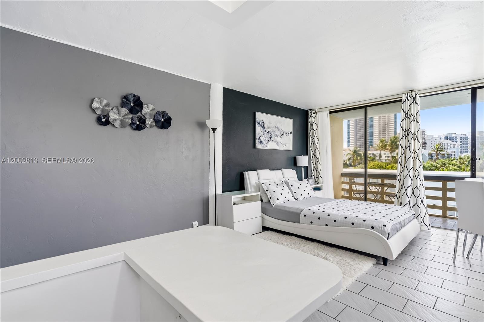 6484 Indian Creek Dr #317, Miami Beach FL 33141