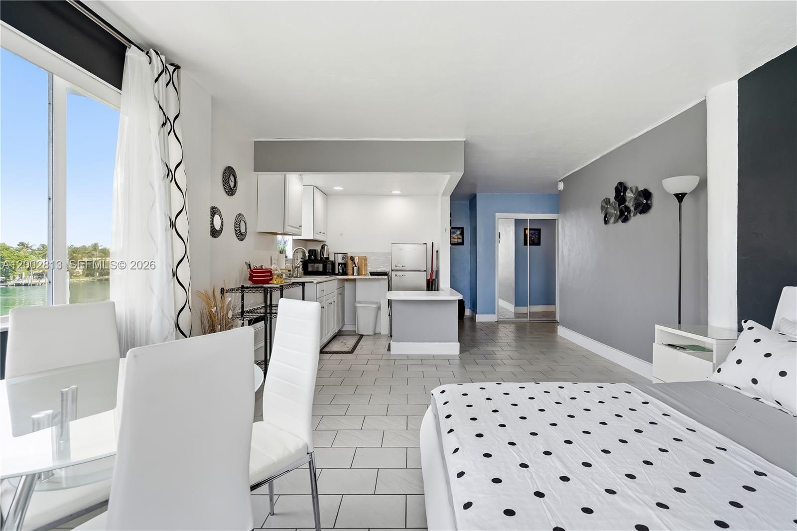 6484 Indian Creek Dr #317, Miami Beach FL 33141