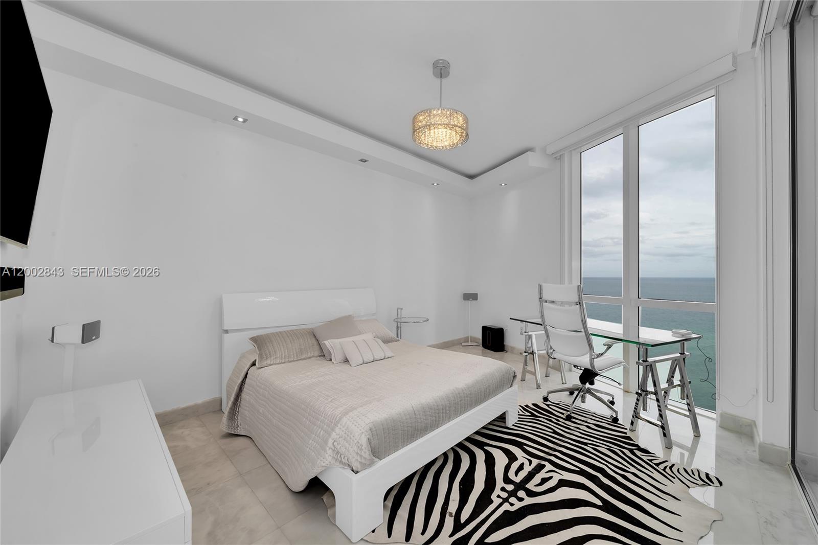 16001 COLLINS AVE #1406, Sunny Isles Beach FL 33160