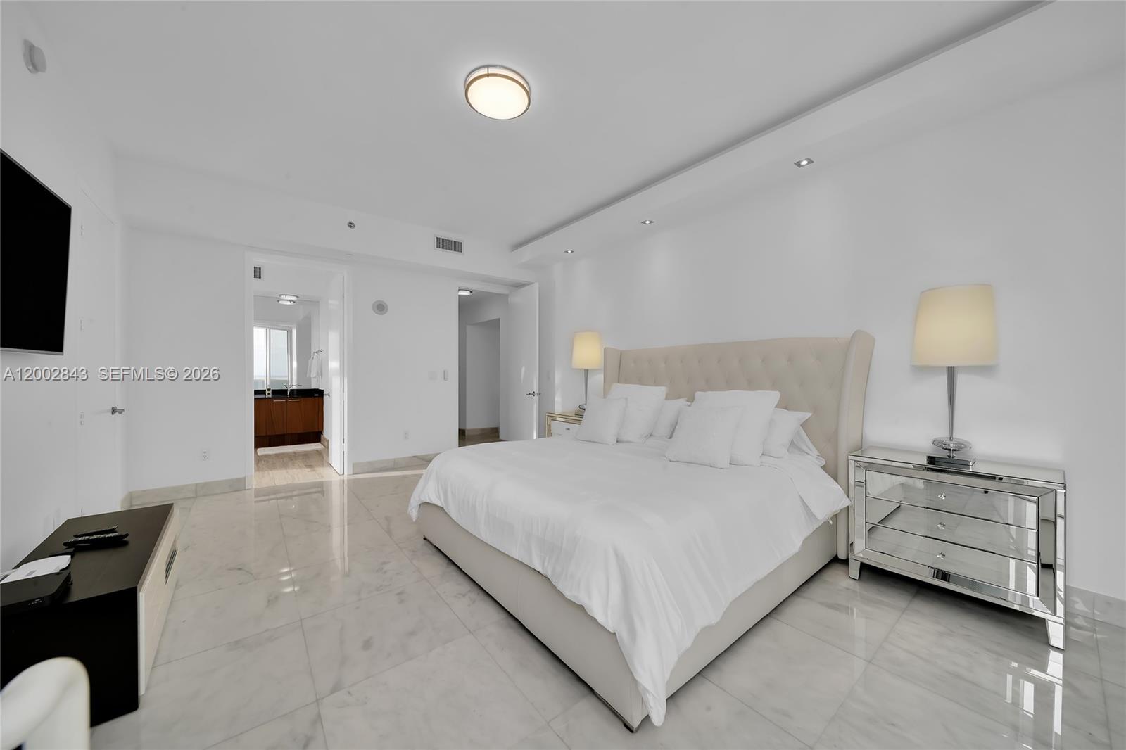 16001 COLLINS AVE #1406, Sunny Isles Beach FL 33160