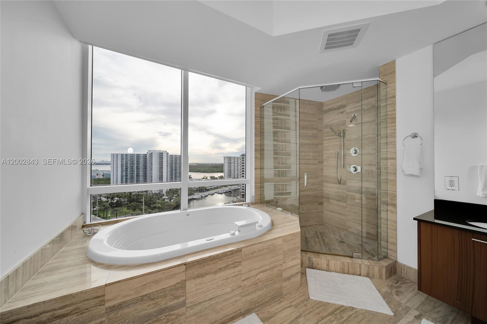 16001 COLLINS AVE #1406, Sunny Isles Beach FL 33160
