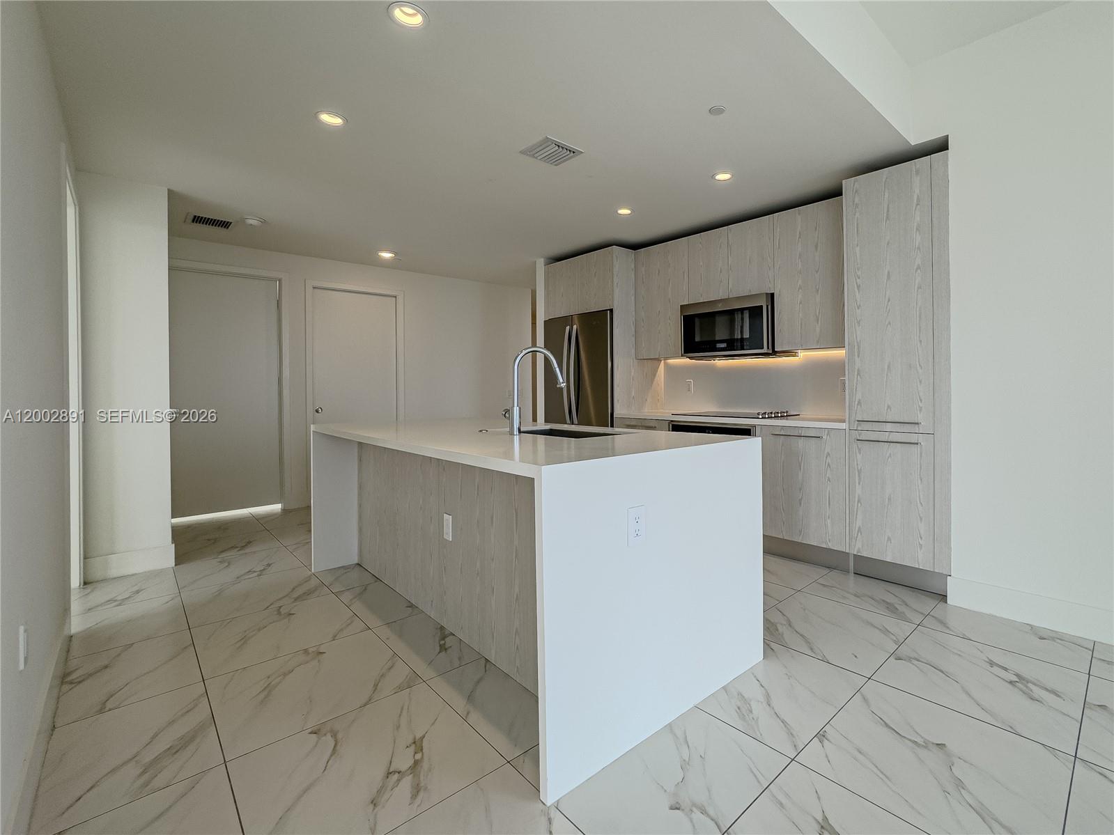 2000 Metropica Way #2009, Sunrise FL 33323