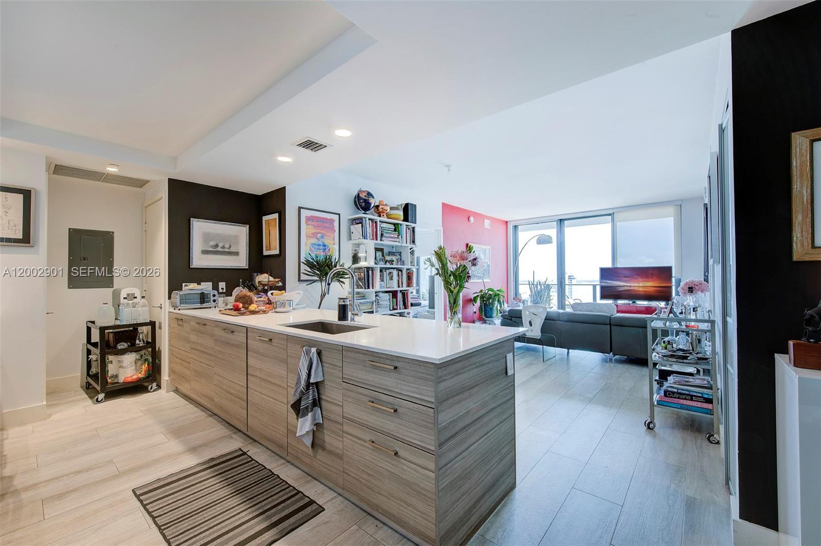 121 NE 34th St #1607, Miami FL 33137
