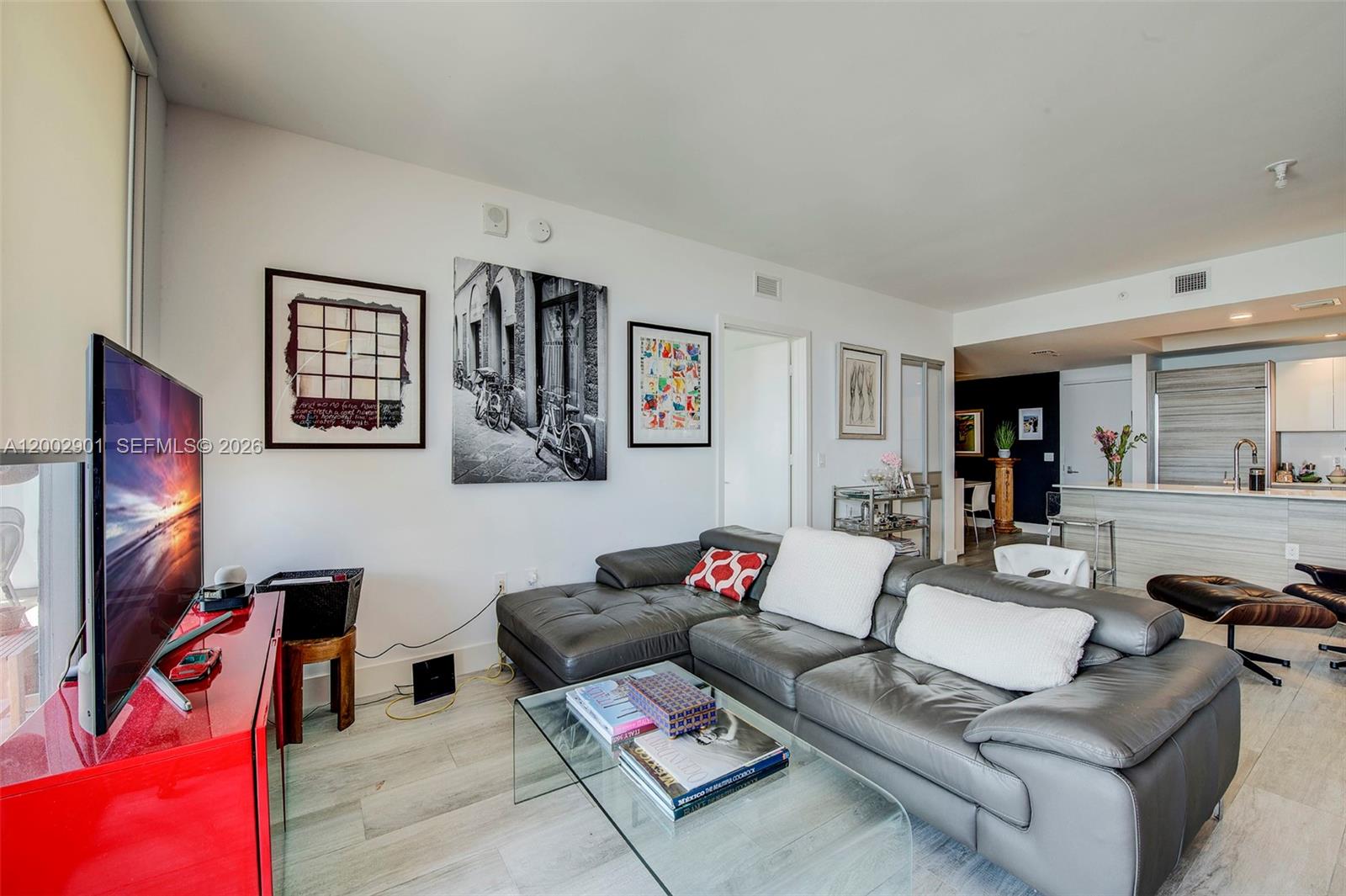 121 NE 34th St #1607, Miami FL 33137