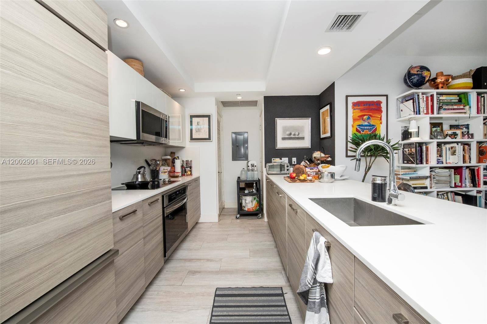 121 NE 34th St #1607, Miami FL 33137
