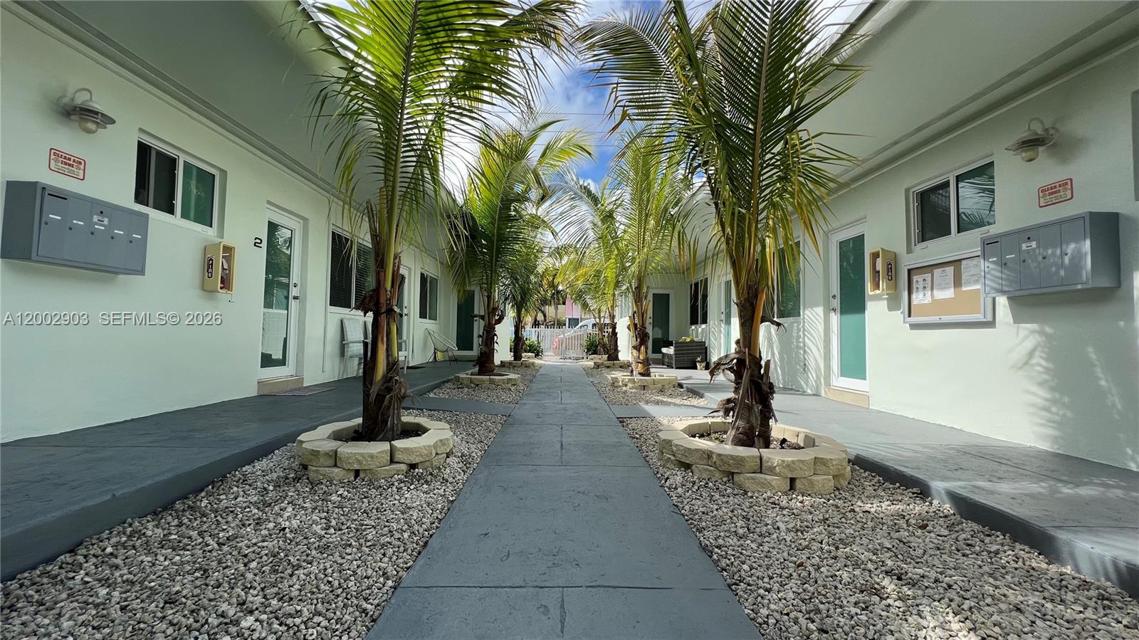 8235 Crespi Blvd #4, Miami Beach FL 33141