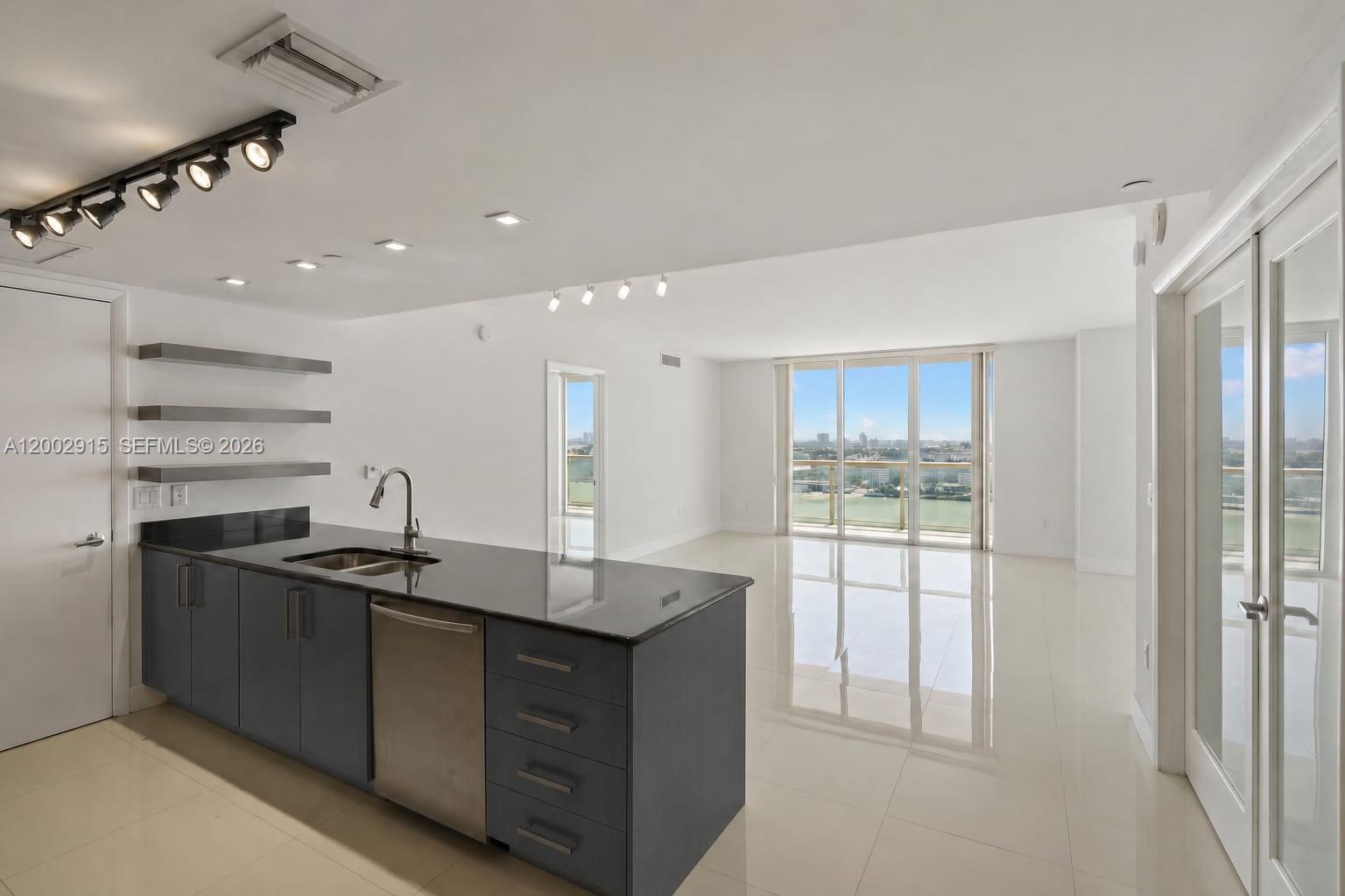 50 Biscayne Blvd #2610, Miami FL 33132