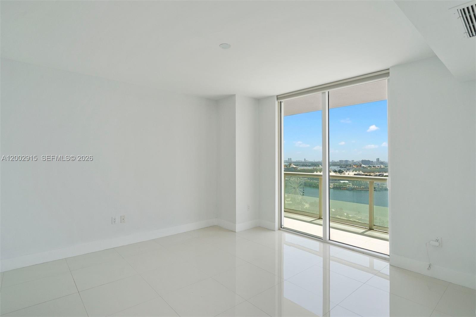 50 Biscayne Blvd #2610, Miami FL 33132