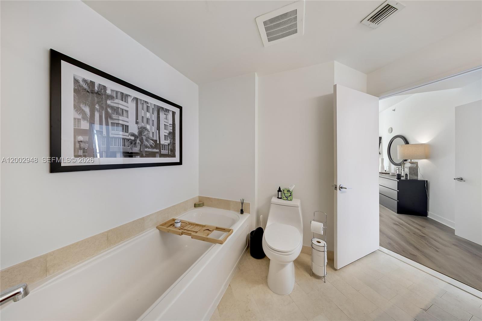 1111 SW 1st Ave #2719-N, Miami FL 33130