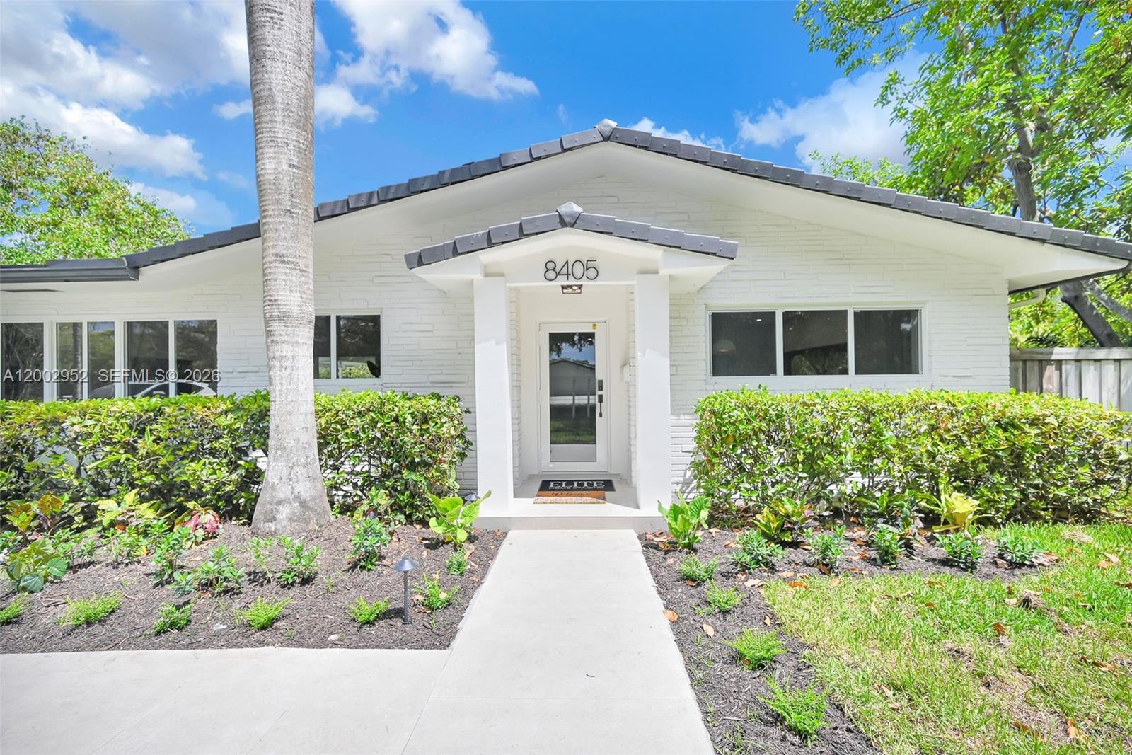 8405 SW 144th St, Palmetto Bay FL 33158